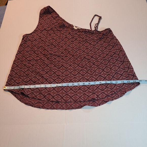 Seven Sisters XL Womens Geometric Print One-Shoulder Top Rust NWT - Picture 7 of 10